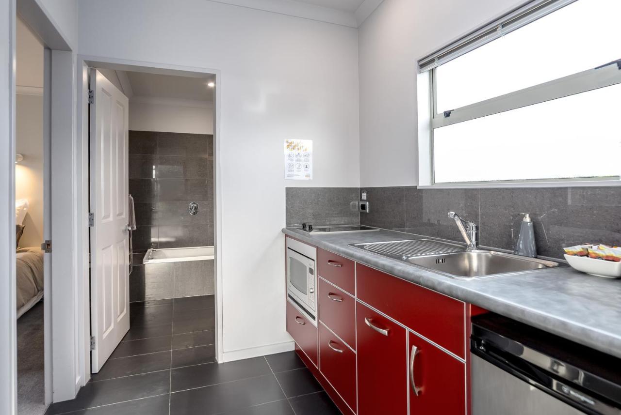 Two Four Cologne Martinborough Exterior foto