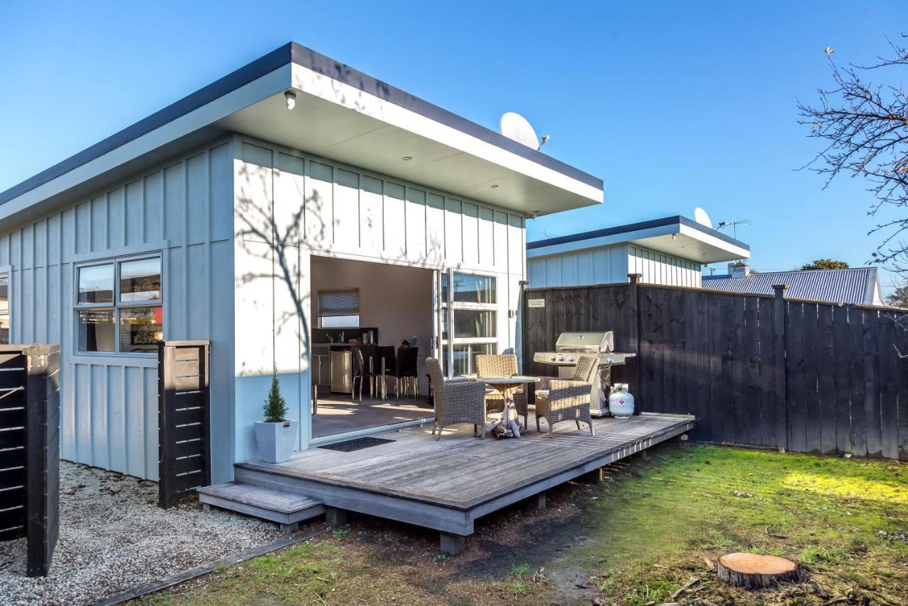 Two Four Cologne Martinborough Exterior foto