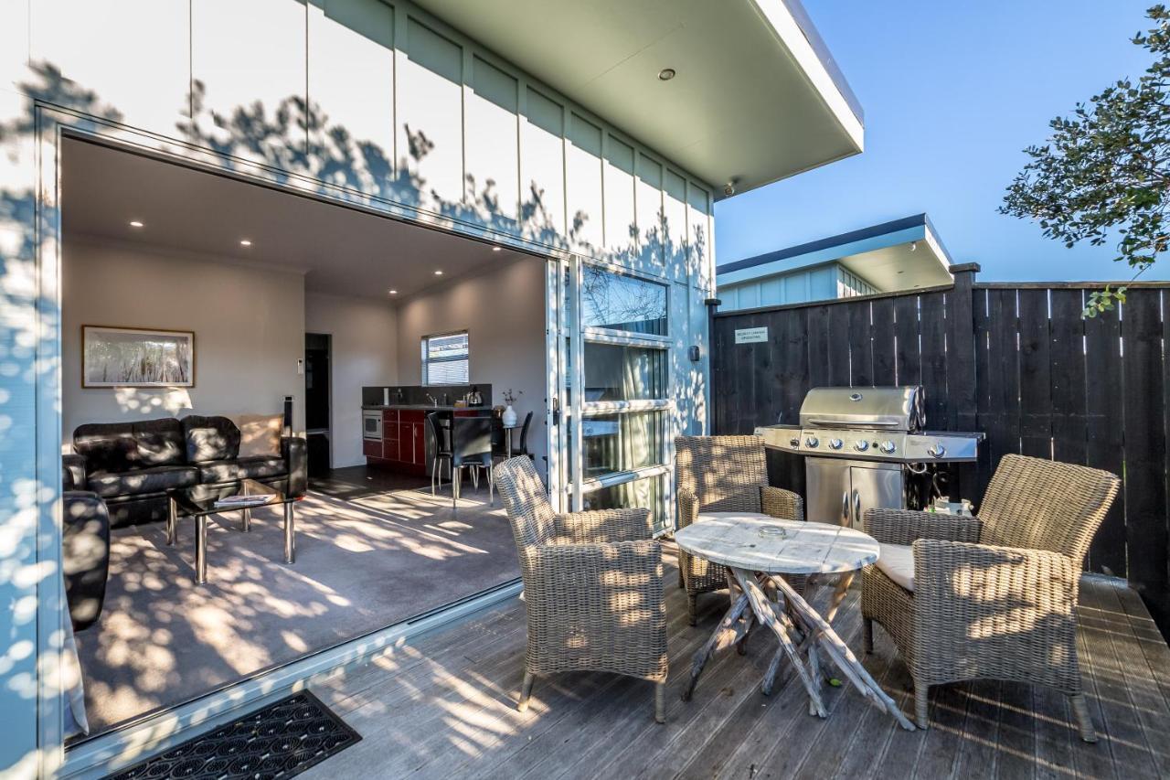 Two Four Cologne Martinborough Exterior foto