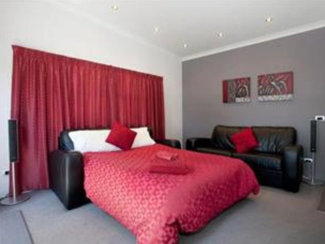Two Four Cologne Martinborough Exterior foto