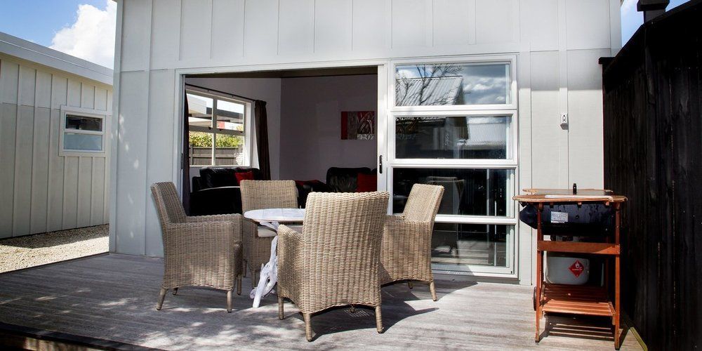 Two Four Cologne Martinborough Exterior foto
