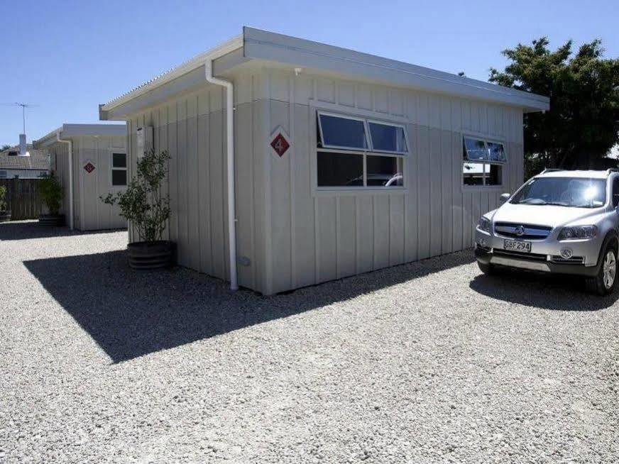 Two Four Cologne Martinborough Exterior foto